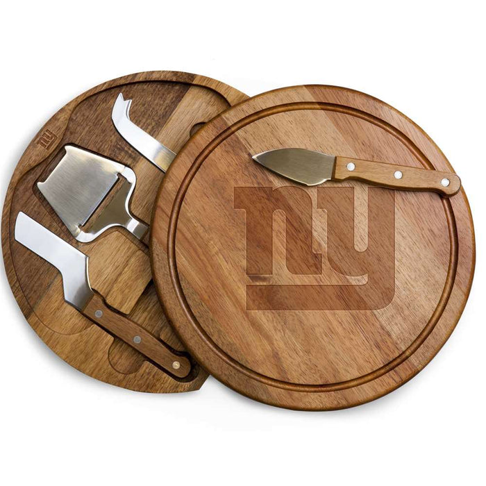 New York Giants Acacia Circo Cheese Cutting Board & Tools Set
