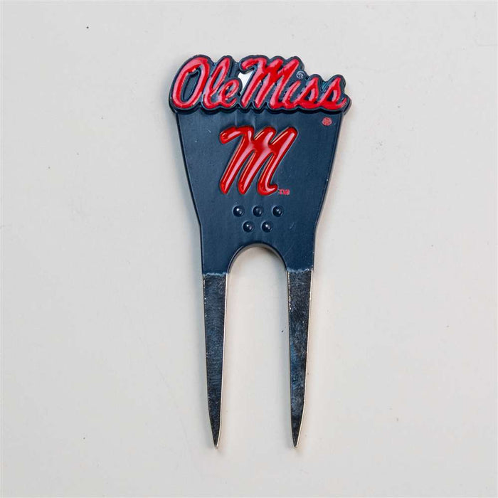 Ole Miss Rebels Custom Shaped Divot Tool